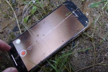 Блогер провел тест новому iPhone с помощью трубы атомной станции