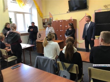 Зампредседателя Союза юристов Украины встретилась со студентами Керченского политеха