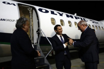 Первый за 12 лет пассажирский самолет прибыл из Греции в Македонию