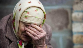 Украинцы в панике из-за пенсионного новшества: деньги заберут, и карточку заберут