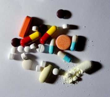 Порядка 30 распространенных лекарств несут серьезную опасность для легких - Медики