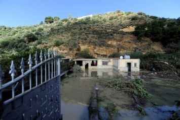 "Полнейшая катастрофа" в Италии: жертв разрушительного наводнения стало больше
