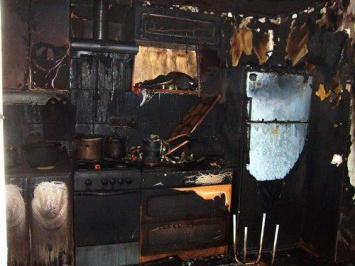 За прошедшие сутки крымские пожарные успели потушить горящий дом и сухую траву