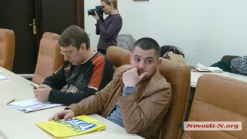 Депутаты предложили не выплачивать премии чиновникам ДЖКХ, пока не выплатят зарплаты сотрудникам ЖЭКов