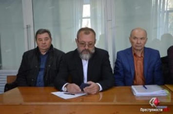 Заводский суд не смог начать слушания по делу "ОПГ Копейки" из-за неявки одного из адвокатов