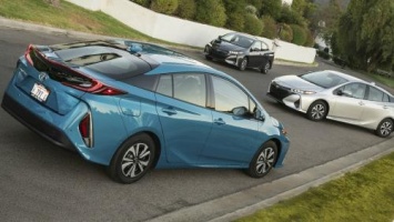 Toyota покажет на мотор-шоу в Лос-Анджелесе обновленный Toyota Prius