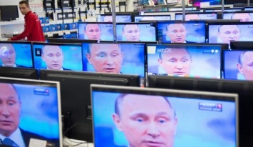 Пропагандист Путина доигрался, не выпустили из страны: Допрашивали несколько часов