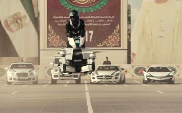 В Дубае полиция пересядет на летающие мотоциклы