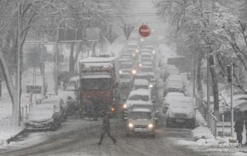 Украинцев предупреждают о надвигающемся снегопаде