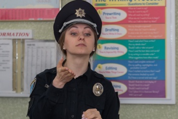 В Запорожских школах будут дежурить офицеры полиции