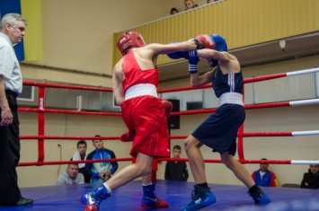 На турнир по боксу в Николаев съехались спортсмены из Украины и Молдовы
