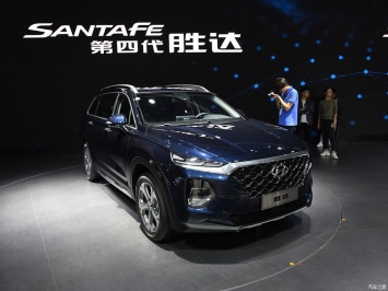 Длиннобазный Hyundai Santa Fe для Китая пустит в салон по отпечатку пальца
