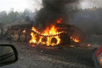 В ДНР сгорели сразу девять танков