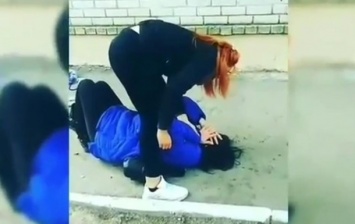 В Запорожье ученица ПТУ жестоко избила девушку