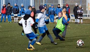 В Днепре, несмотря на «ухудшение погоды», прошел Dnipro Kono Cup. Коноплянка не приехал