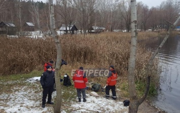 В киевском озере Министерское утопился мужчина