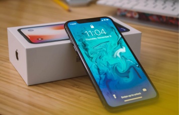 Apple возобновила производство iPhone X