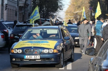 Попов: Владельцы авто на еврономерах продолжат митинговать, но ничего не добьются