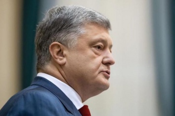 «Российским он от этого не станет»: Порошенко про приезд Путина в Крым