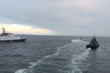 ''Плывут на Бердянск'': в РФ сделали странное заявление о захваченных кораблях Украины
