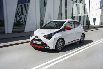 Toyota и PSA завершают выпуск городских автомобилей Aygo, 108 и C1