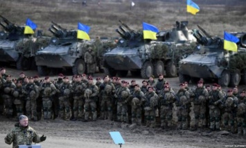 Рада согласовала введение военного положения в Украине