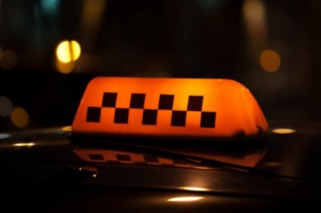 На Херсонщине оштрафовали пассажира машины, которого пьяный таксист уговорил сесть за руль