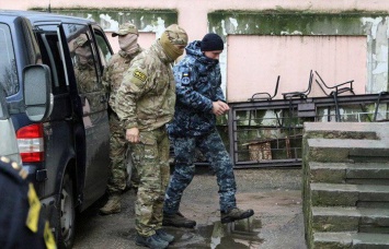 В этой истории вся Украина: Подставленные Порошенко моряки ВМСУ отправлены за решетку
