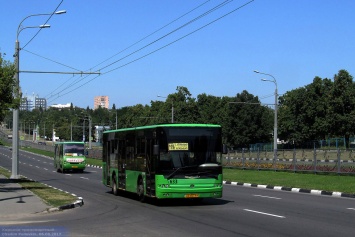 На крупном перекрестке на Салтовке перенесли остановку