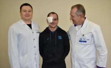 В Мечникова спасли гранатометчика, которому осколок мины прошел через правый глаз (ФОТО)