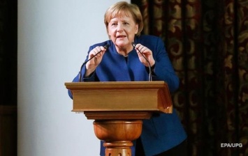 Поломка самолета помешала Ангеле Меркель вовремя прибыть в Аргентину на саммит G20