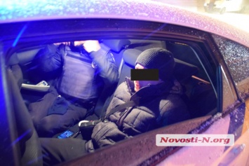 В Николаеве группа неизвестных избила водителя «Хонды» и отобрала машину