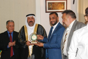 Арабская Лига вручила кубок и сертификат Дагер Салеха Мухамеда