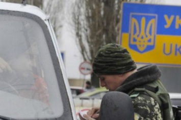 МИД Украины: Иностранным журналистам запрещено въезжать в Крым