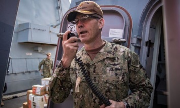 Командующий Пятым флотом ВМС США найден мертвым, - СМИ