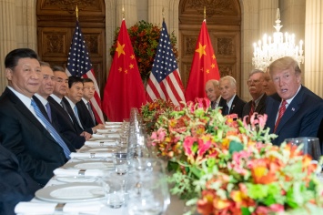 В "торговой войне" США и Китая объявлено перемирие