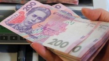 В октябре средняя зарплата в Николаевской области - 8371 гривна
