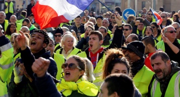 В Марселе скончалась 80-летняя француженка, пострадавшая во время протестов "желтых жилетов"