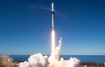 SpaceX установила 2 рекорда, запустив сразу 64 спутника