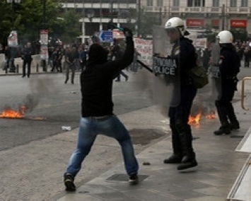Протесты во Франции закончились победой активистов