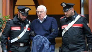 В Италии задержали 80-летнего главаря мафии "Коза ностра"
